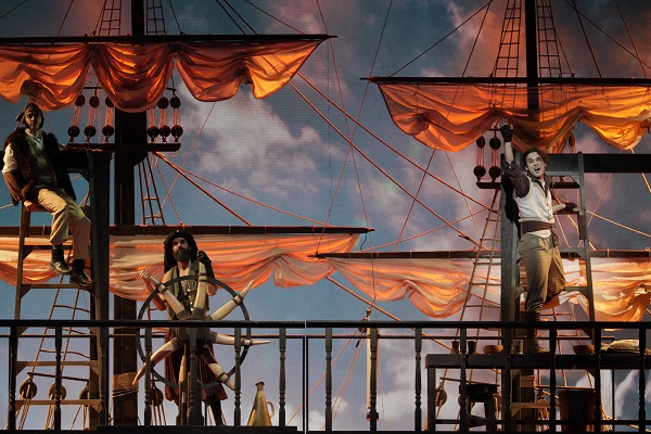 "Moby Dick, The Musical" το αριστούργημα του Herman Melville επιστρέφει από τις 15 Φεβρουαρίου στο Christmas theater