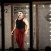 O ΑΙΜΙΛΙΟΣ ΧΕΙΛΑΚΗΣ ΕΙΝΑΙ “ΜΟΝΟΣ ΜΕ ΤΟΝ ΑΜΛΕΤ” ΣΕ ΚΑΛΟΚΑΙΡΙΝΗ ΠΕΡΙΟΔΕΙΑ. ΠΛΗΡΕΣ ΠΡΟΓΡΑΜΜΑ ΠΑΡΑΣΤΑΣΕΩΝ